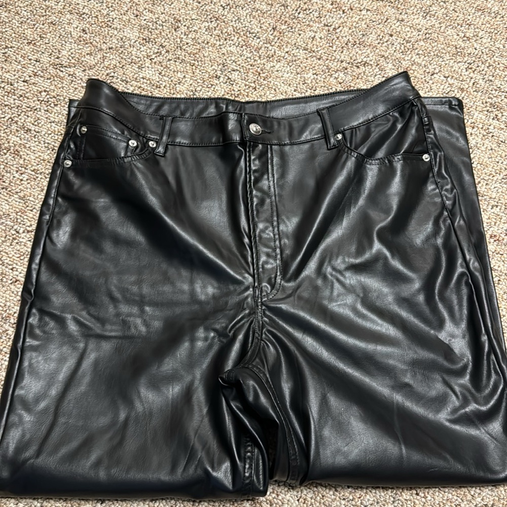 H&M Divided pleather black pants - Picture 2 of 4